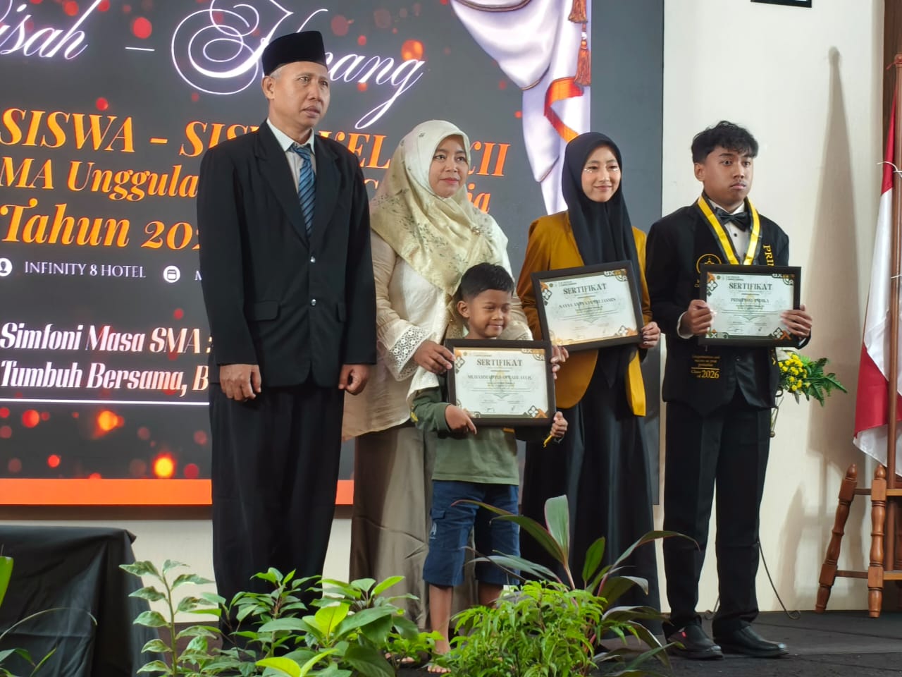 PELEPASAN KLSXII - foto 1
